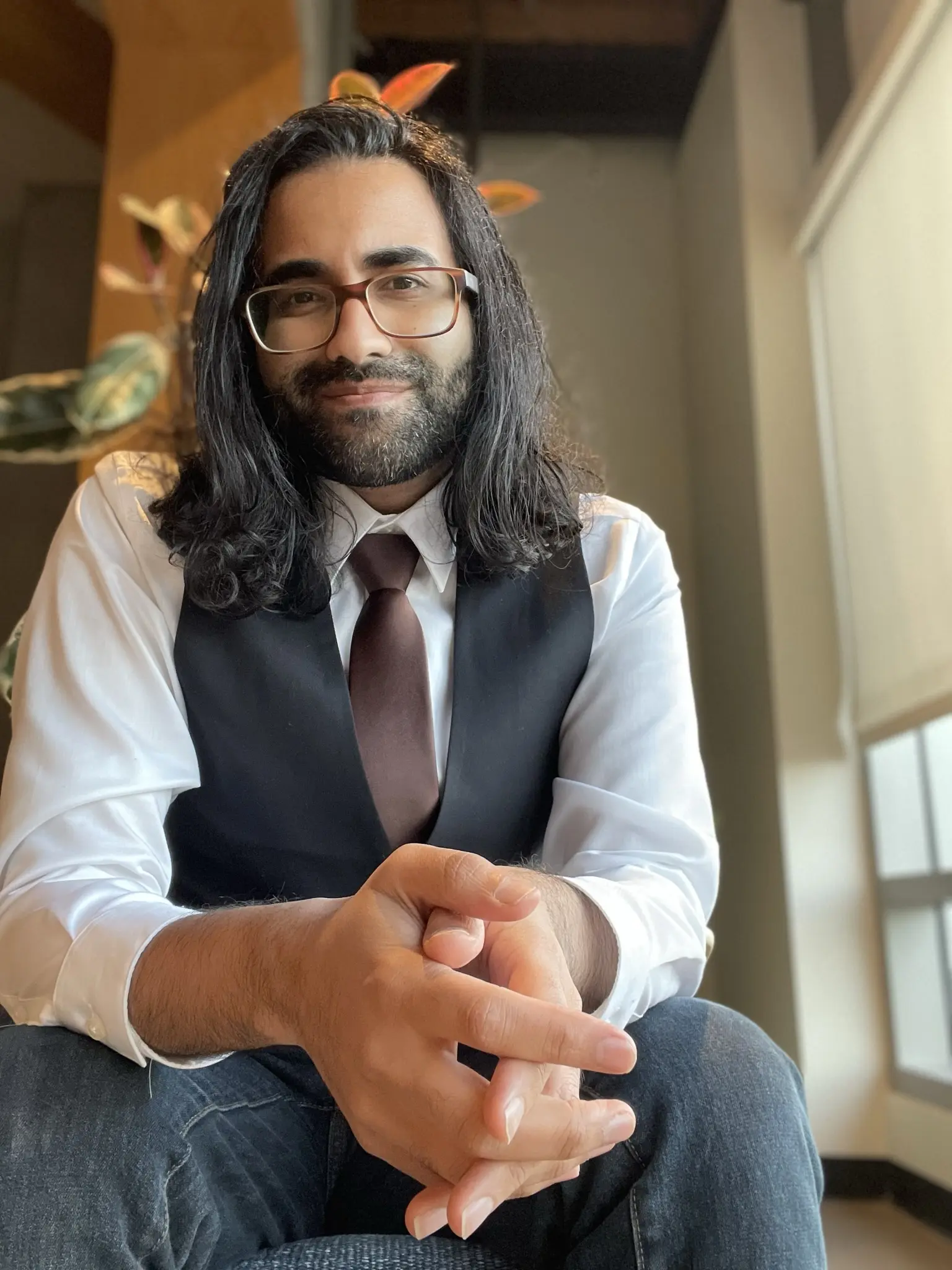 Photo of Addy Osmani - Formal, glasses, seated, 2022